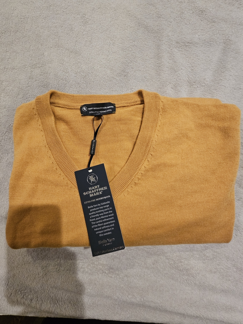 Hart Schaffner Marx NWT 100% Merino Wool V-Neck Sweater 3XB Gold